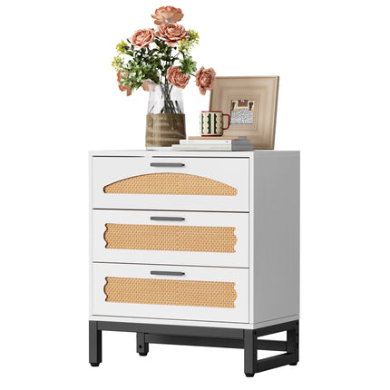 Mericonia 3 Drawers Rattan Dresser, Natural Rattan Chest of Drawers with 3 Drawers, Bedroom Storage Cabinet with Sturdy Handles and Feet, Suitable for