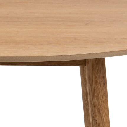 Nagano Round Dining Table in Oak Included 4 Ida Dining Chair in Oak