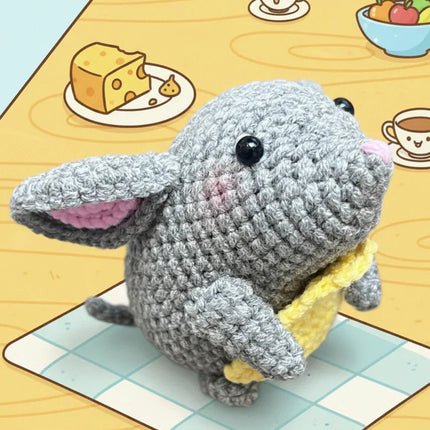 Mouse, the Cheese Thief