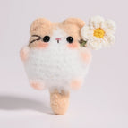 Creamy and White with white flower (fluffy yarn)