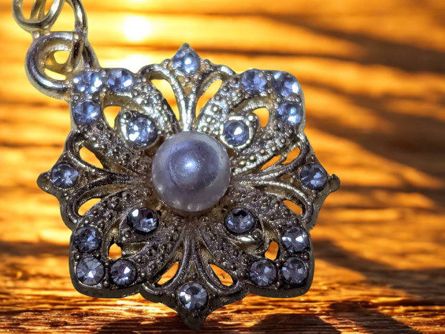 Vintage Style Rhinestone & Faux Pearl Drop Earrings