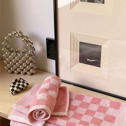 Checkerboard Bath Towels