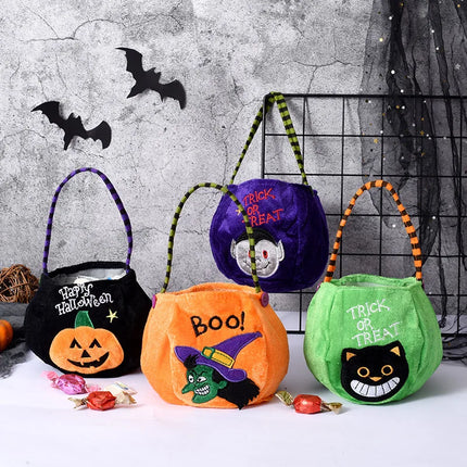 a halloween simple cartoon pumpkin shape shoulder bag