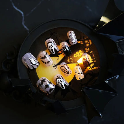 24 pcs/box Wholesale Ghost Black Cat Patterned Nails Short Halloween Press on Nail