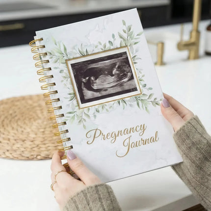 Pregnancy Memory Book - Journal for First Time Moms